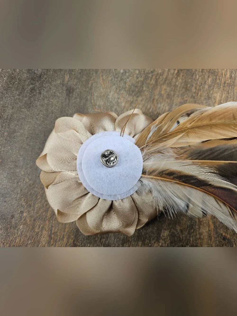 NEW Beige Feather And Flower Hat Pin, Brooch, Hat Fancinator